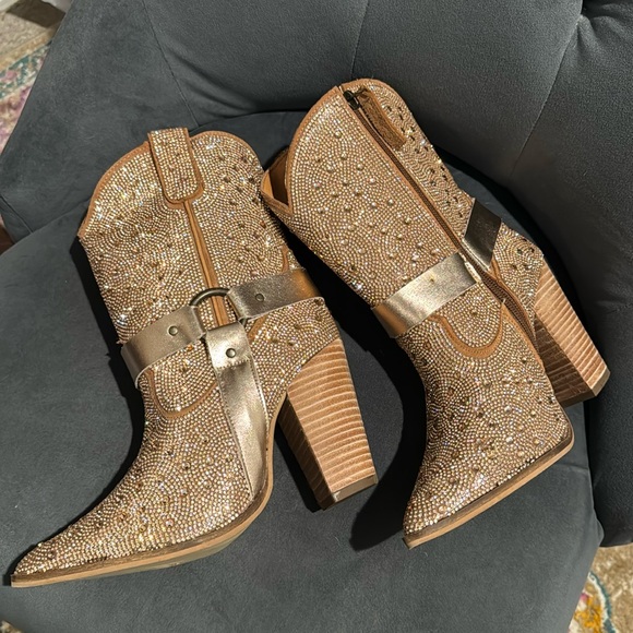 dingo Shoes - Dingo crown jewel 👑 boots